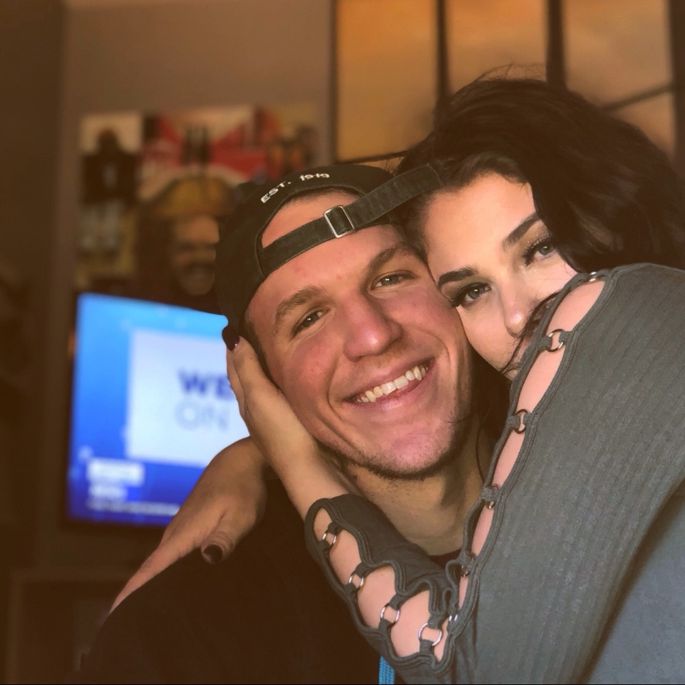 Meet your Posher, Cole